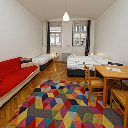 Apartments Truhlarska 31 Prag Exterior foto